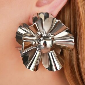 NIB Rad + Rae Poppy Earrings